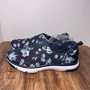 Vera Bradley Women's 2-Mile Slip On Navy Garden Floral Sneaker Size 9